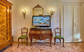 Venezianischer Palazzo Mit Kostenlosen Wlan Naehe Markusplatz